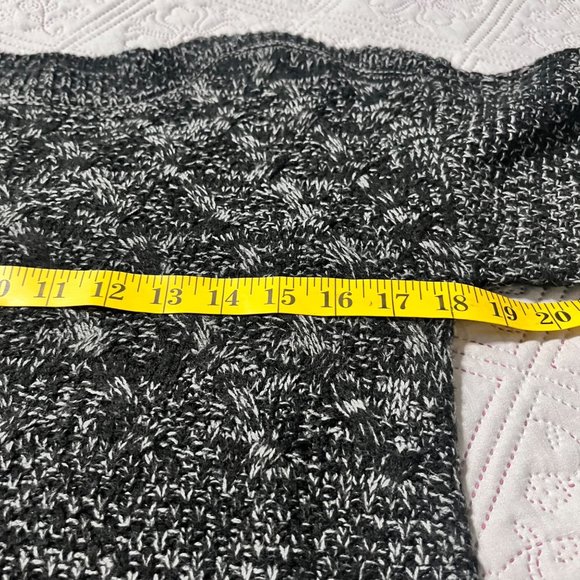 Its Our Time Womens  pull Over Sweater Size M‎ - Picture 6 of 6